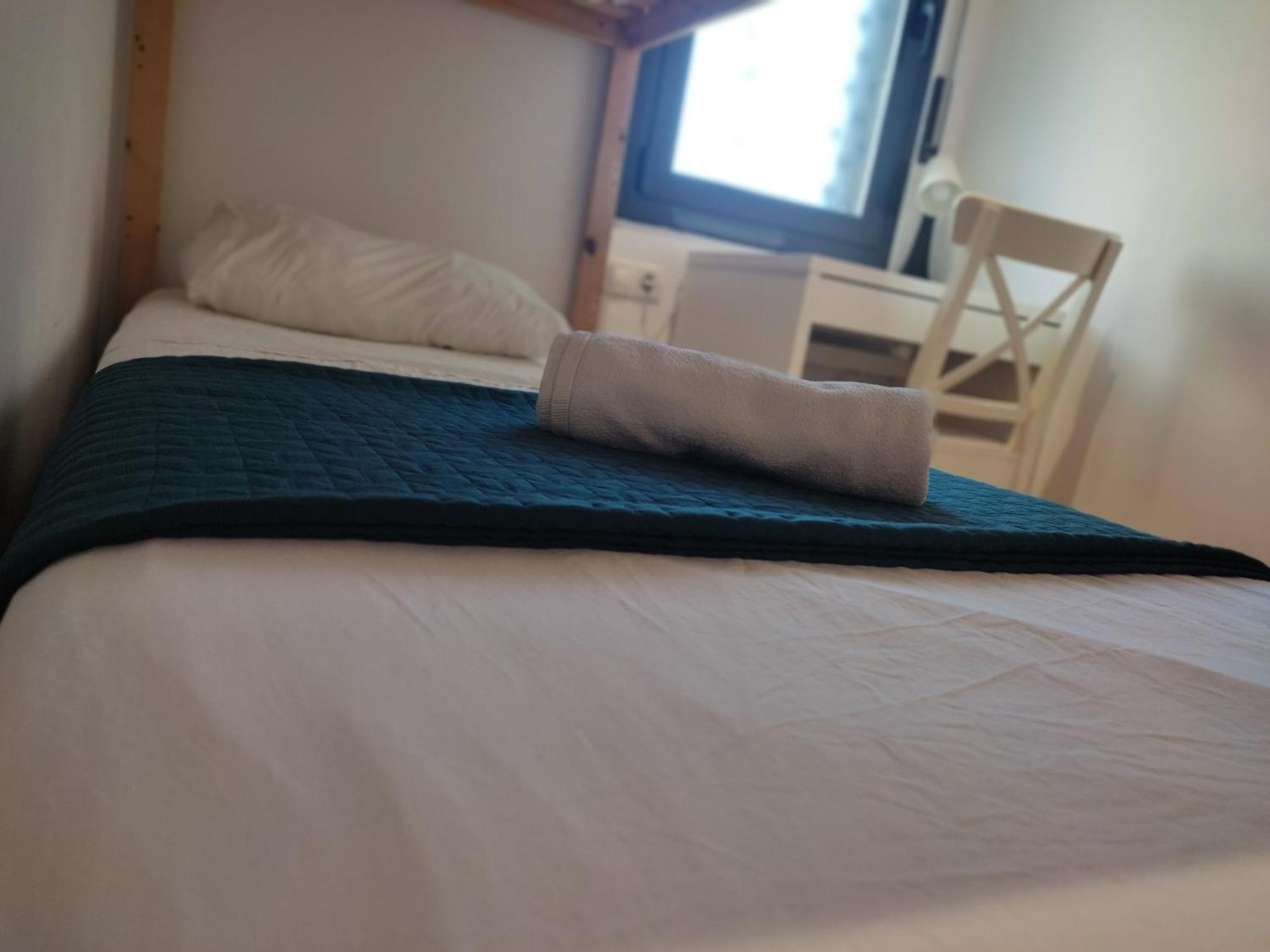 Ap4Us B1 - Apartment For Us - Sightseeing & Beach Near To Barcelona Badalona Bagian luar foto