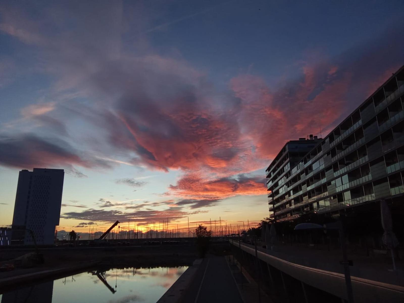 Ap4Us B1 - Apartment For Us - Sightseeing & Beach Near To Barcelona Badalona Bagian luar foto